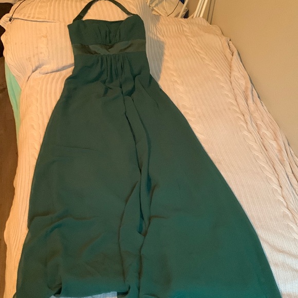 Formal floor length gown hunter green size 4 great condition - Picture 1 of 6